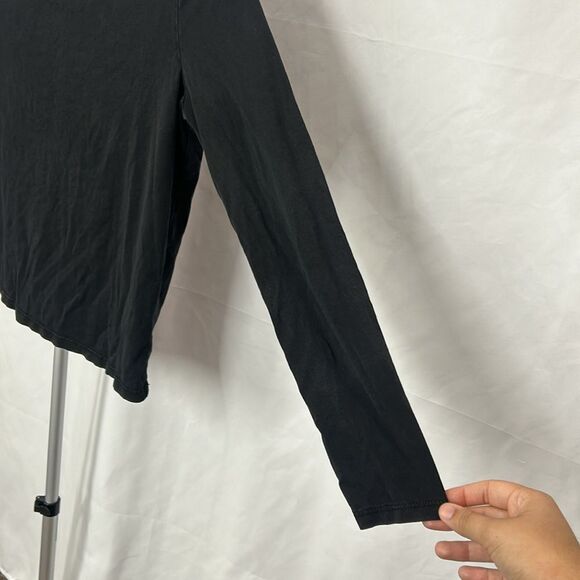 T.La Turtleneck Long Sleeve Top Minimalist Layering Piece - Picture 4 of 6